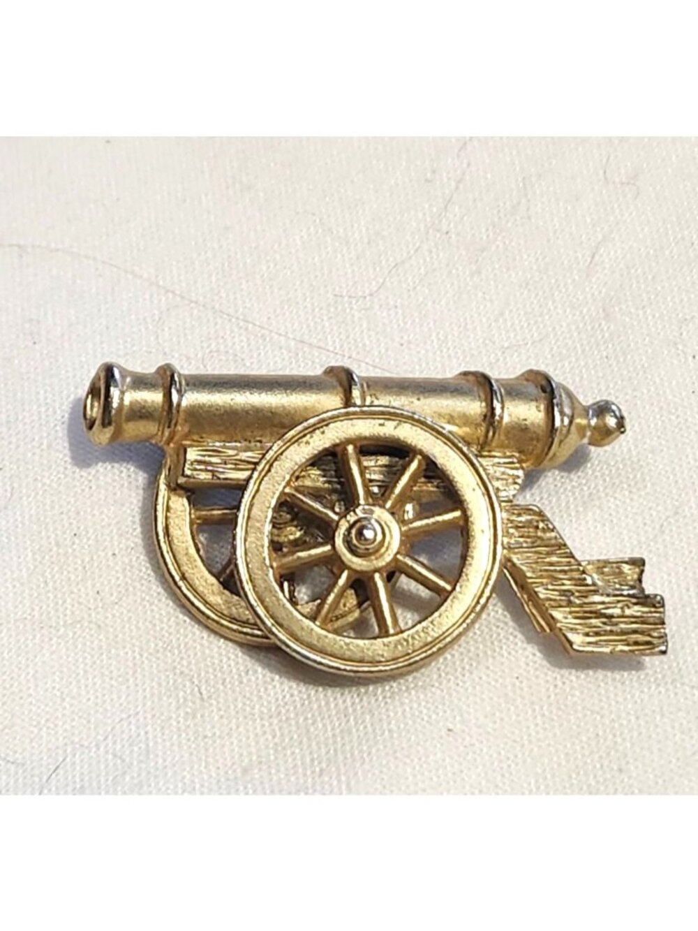 Vintage Gold-Tone Cannon Brooch Pin With Spinning Wheel - Unique Military-Themed